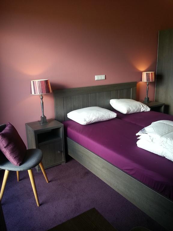 Hotel Boerderij Restaurant De Gloepe Diffelen Habitación foto